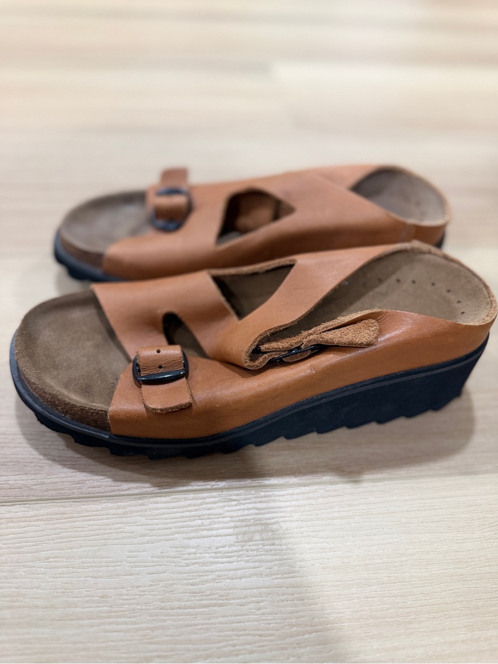 Amanda Smith Wedges—Size 8